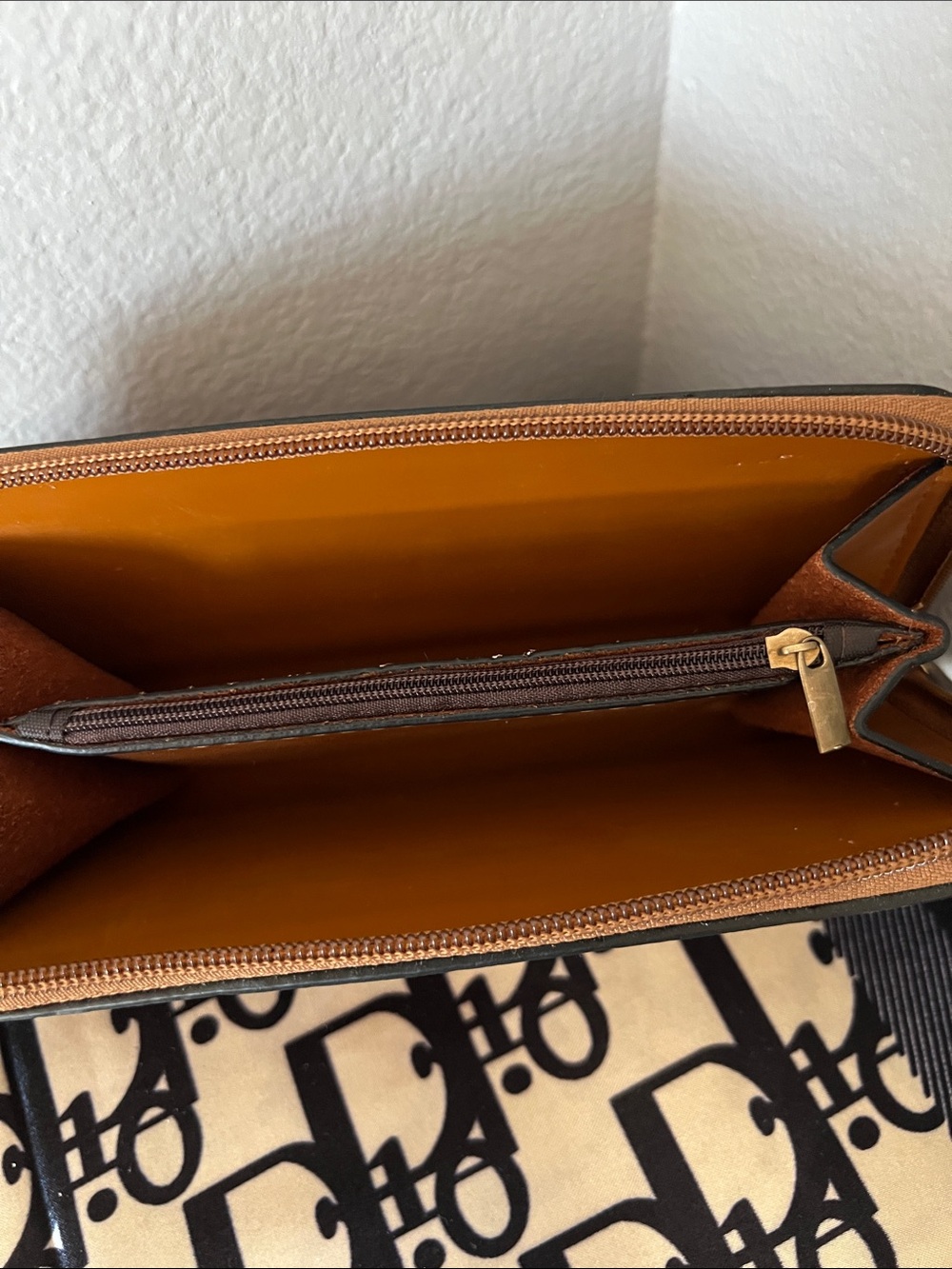 Wallet. - Picture 2 of 2